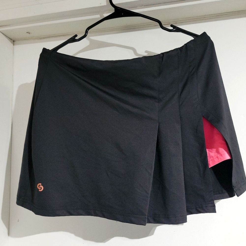 Elegant Black Mini Skirt with Pink Detail